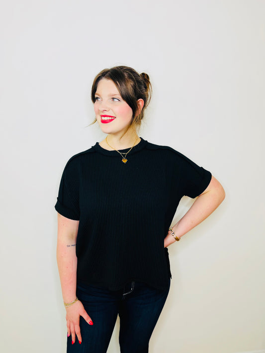 Corded Rib Short Cuff Sleeve Raw Edge Top - Black