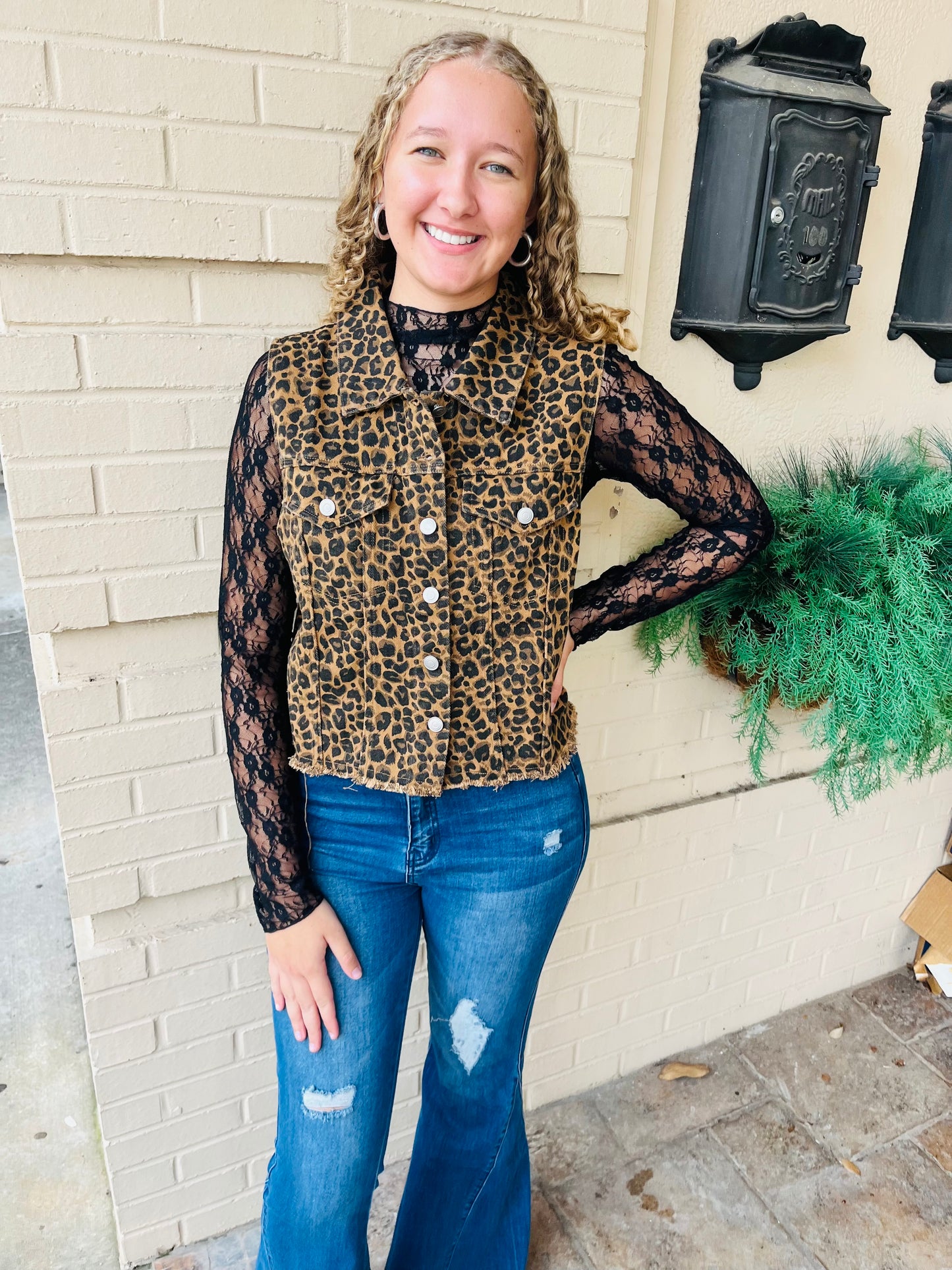 Leopard Collard Vest - Camel Mix