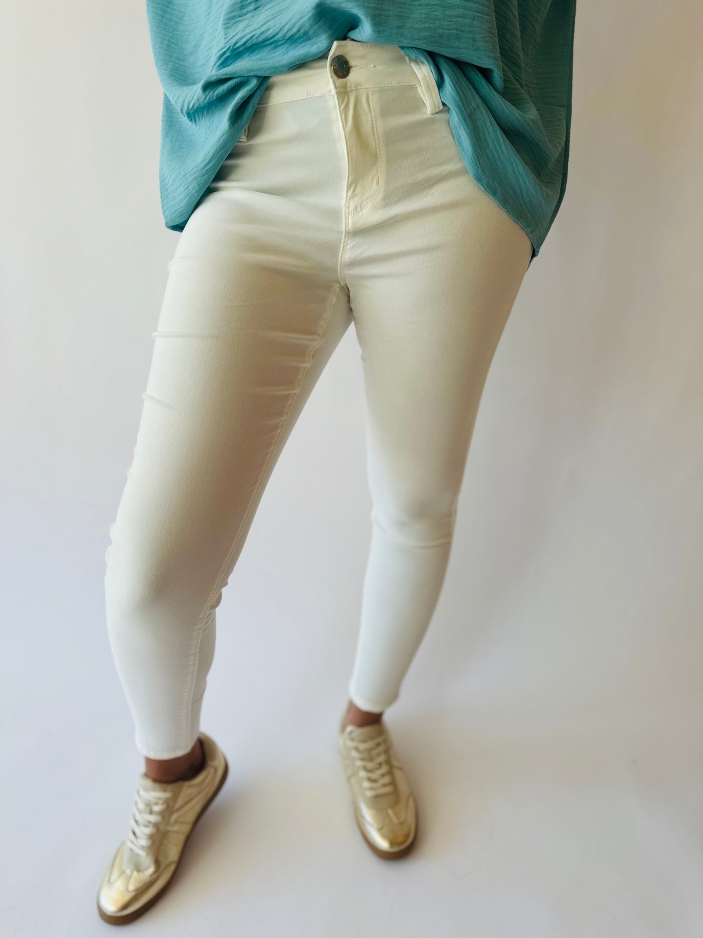 YMI Hyperstretch Skinny Jean - Vanilla Cream