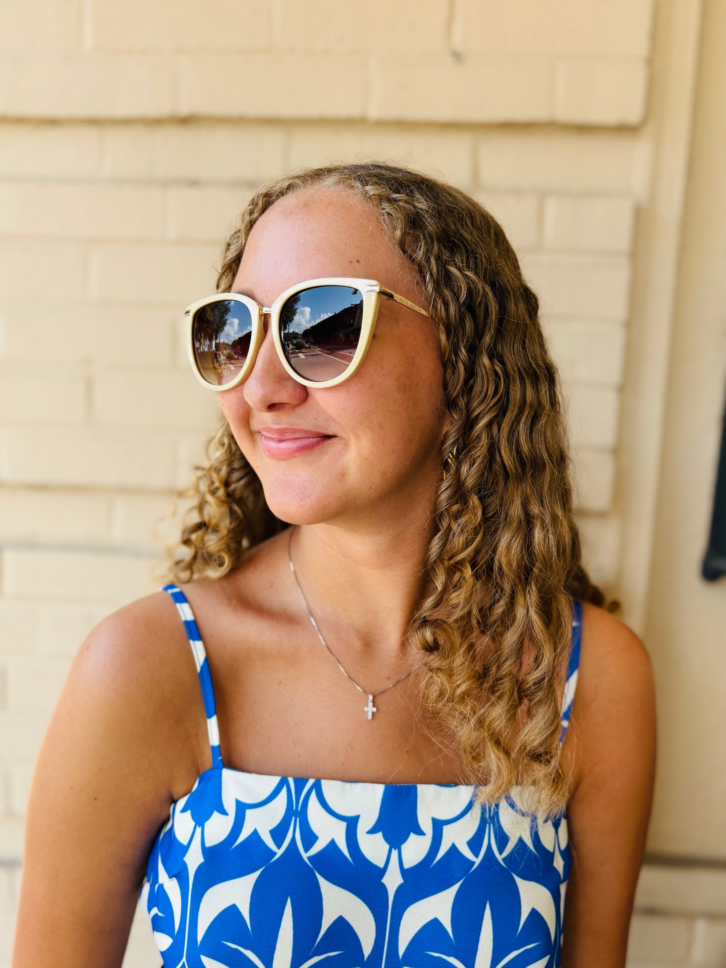 Katie Loxton Sardinia sunglasses - Nude