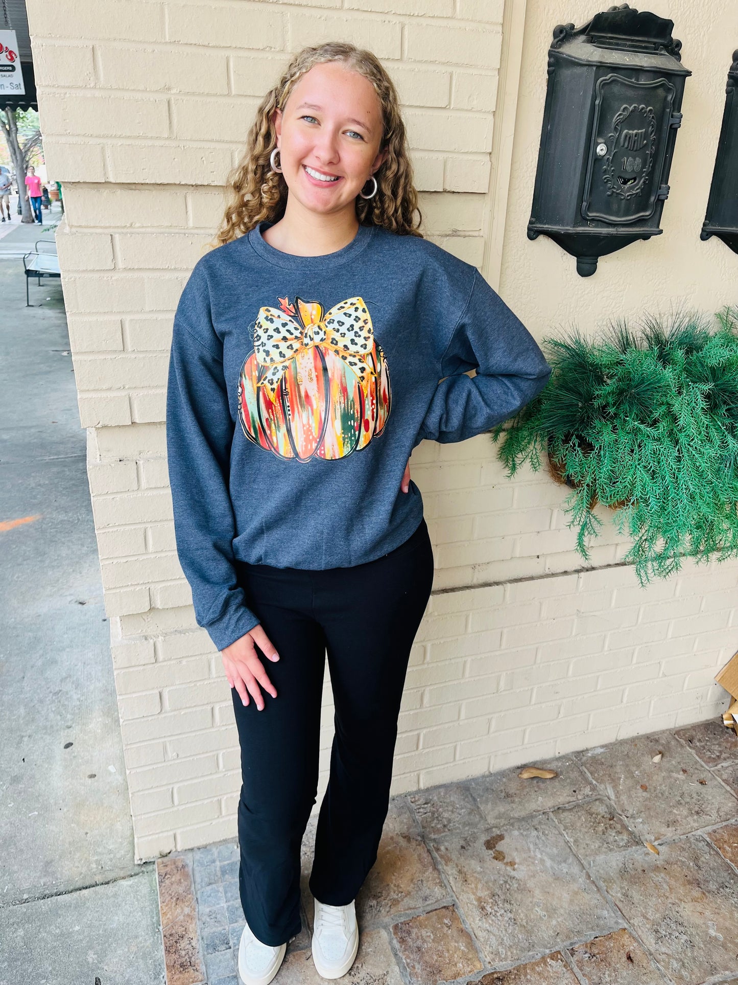 Gold Glitter Pumpkin Crewneck - Charcoal