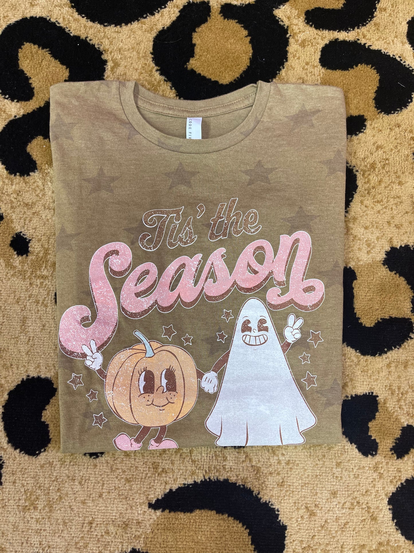 Tis’ The Season Halloween Short Sleeve Graphic tee