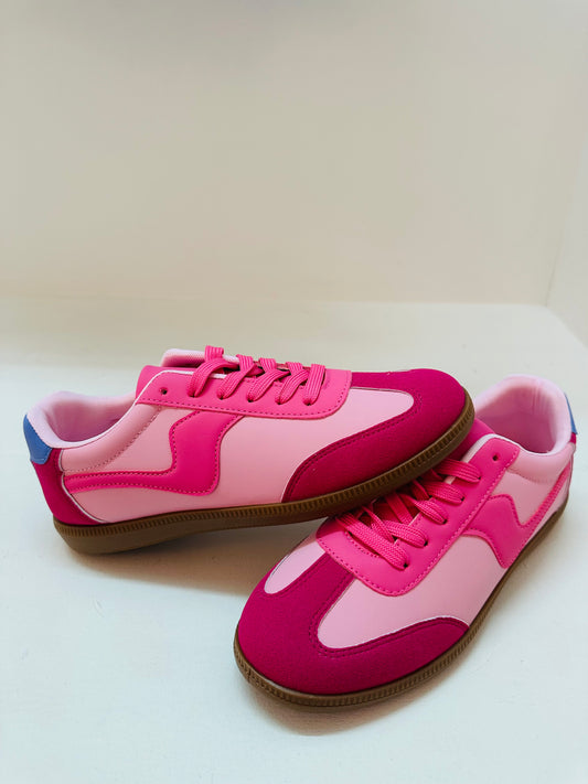 Outwoods Fuchsia Sneaker