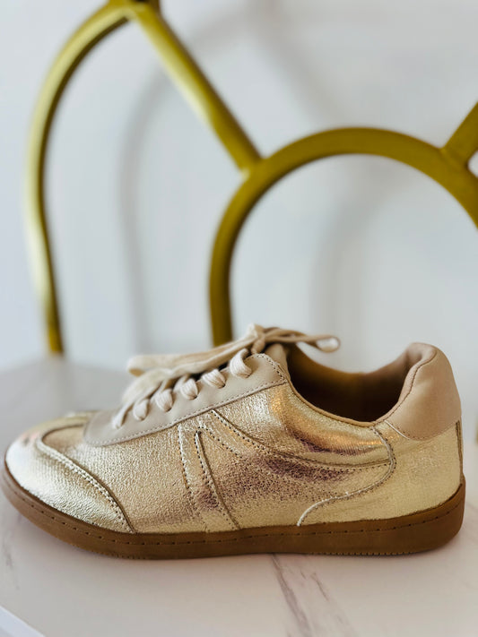 Soda Galton Contrast Lace Up Low Top Sneaker - Gold/Beige