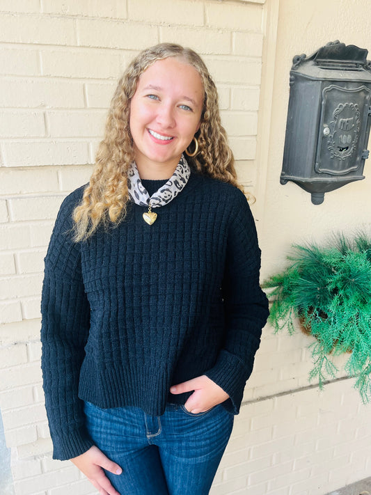 Oversized Textured Solid Knit Sweater - Black