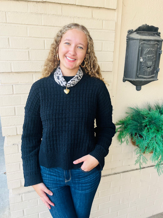 Oversized Textured Solid Knit Sweater - Black