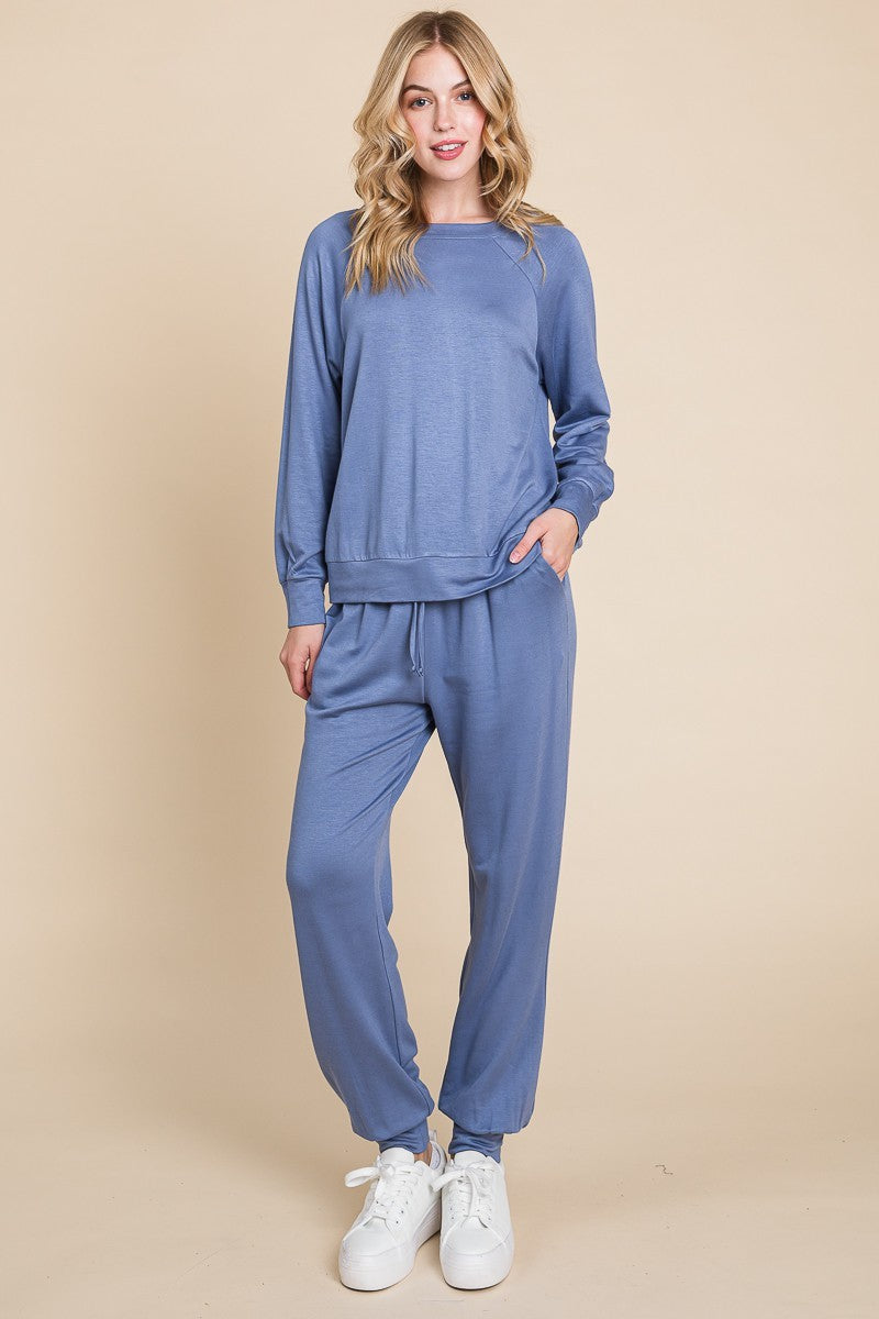 Round Neck Raglan Sleeve Top and Pants Lounge Set ONLINE ONLY