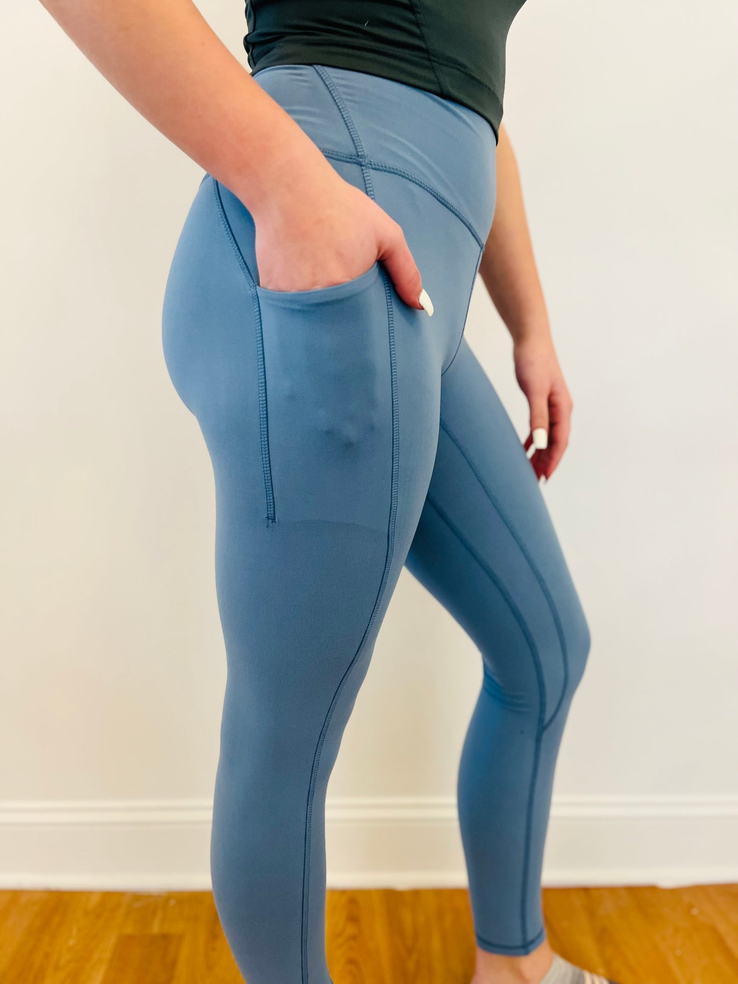 BUTTER YOGA PANTS WITH SIDE POCKETS Dusty Blue