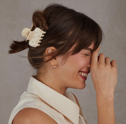 Kitsch Recycled Plastic Rhinestone Medium Puffy Claw Clip - Ivory